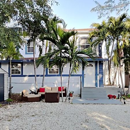 Private Rooms At Miami Centrally Located With Free Parking Exterior foto