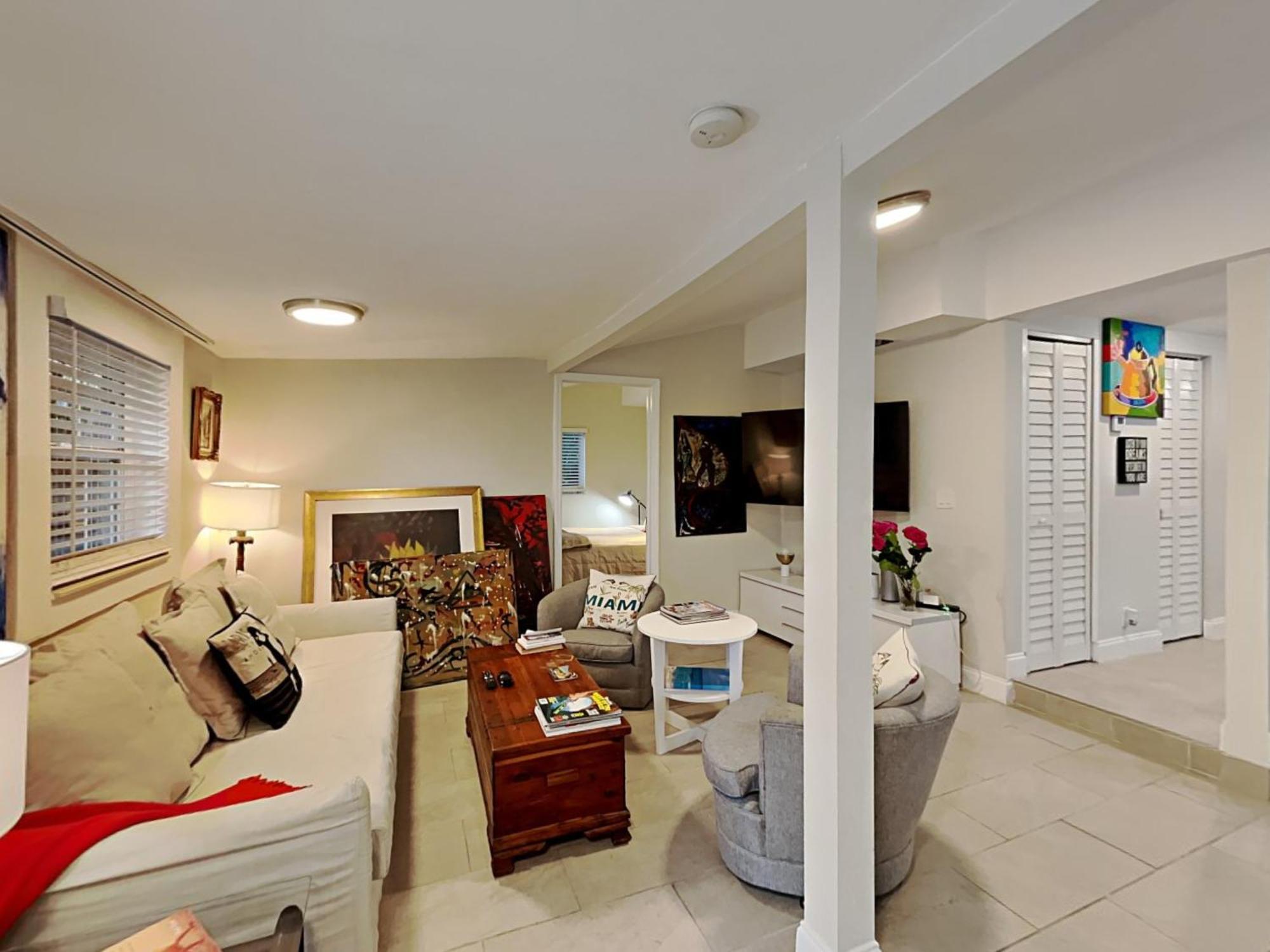 Private Rooms At Miami Centrally Located With Free Parking Exterior foto